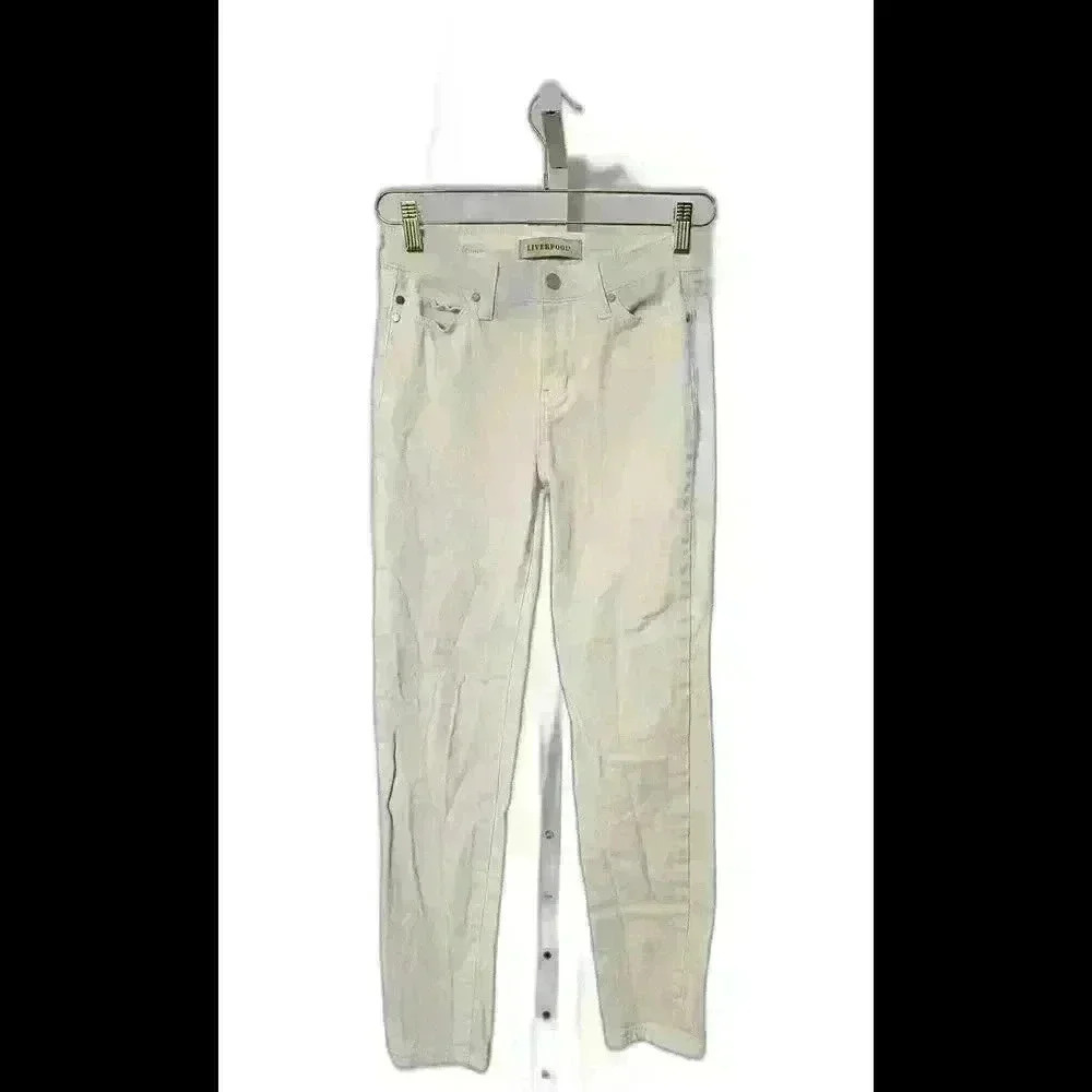Stylish White Skinny Jeans - Perfect for Any Occasion